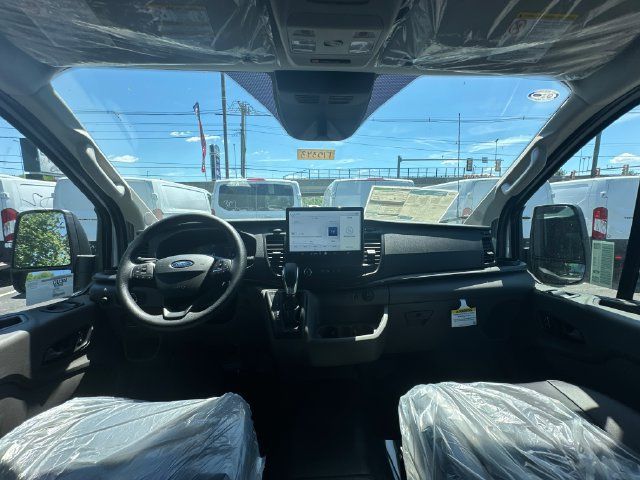 New 2026 Ford Transit 250 Low Roof RWD image 19