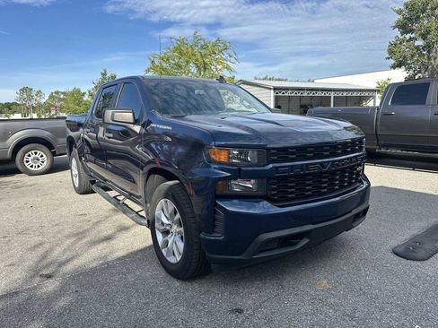 Used 2020 Chevrolet Silverado 1500 Custom w/ Custom Value Package RWD image 8