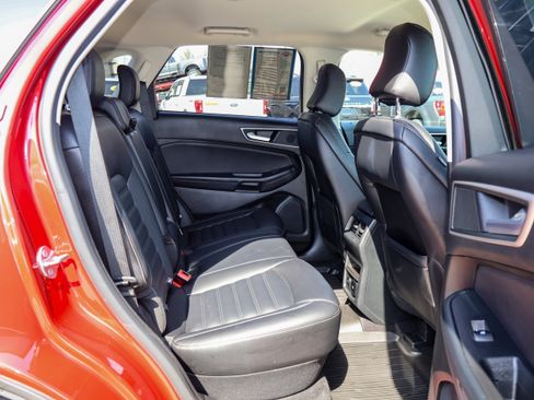 Used 2024 Ford Edge SEL w/ Convenience Package AWD/4WD image 29