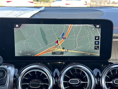 Used 2023 Mercedes-Benz EQB 250+ image 29