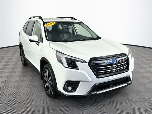 Used 2023 Subaru Forester Limited AWD/4WD image 3