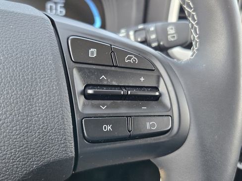 Certified 2025 Hyundai Venue Limited image 21