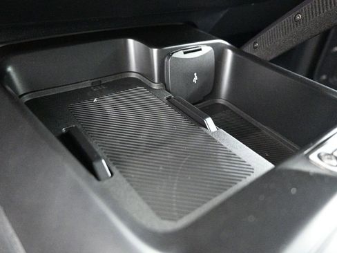 New 2025 Ford Bronco Badlands image 16