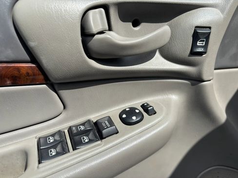 Used 2003 Chevrolet Impala FWD image 13
