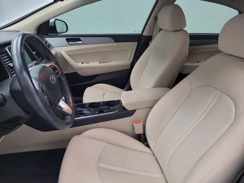 Used 2019 Hyundai Sonata SEL w/ Tech Package 02 image 17