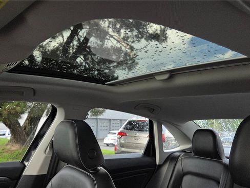 Certified 2023 Volkswagen Jetta SEL FWD image 23