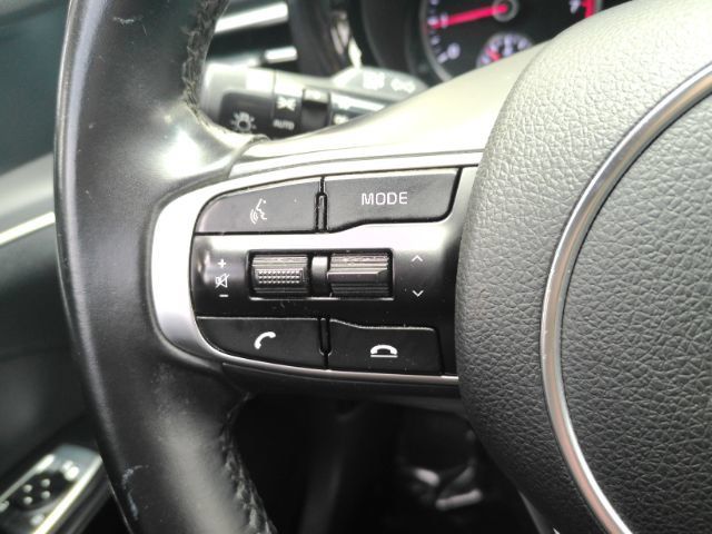 Used 2022 Kia K5 GT-Line FWD image 36
