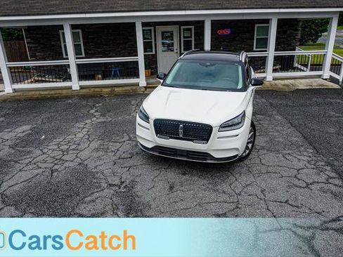 Used 2020 Lincoln Corsair AWD w/ Premium Package image 2