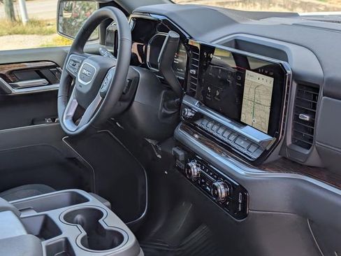 New 2026 GMC Sierra 1500 SLE AWD/4WD image 10