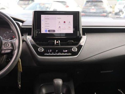 Used 2024 Toyota Corolla LE FWD image 21