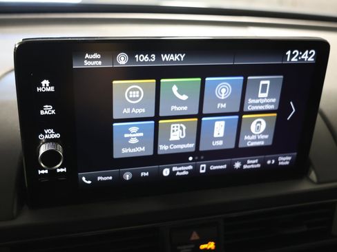 Used 2024 Honda Pilot TrailSport image 16