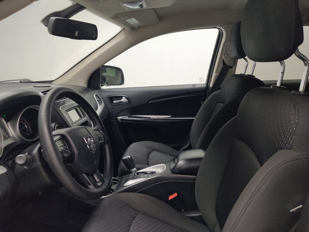 Used 2019 Dodge Journey SE w/ Blacktop Package FWD image 17