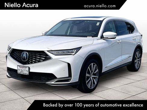 Used 2025 Acura MDX FWD w/ Technology Package image 1