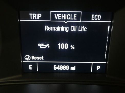 Used 2022 Chevrolet Malibu LT image 11