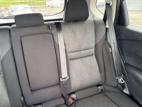 Used 2025 Nissan Rogue SV AWD/4WD image 30