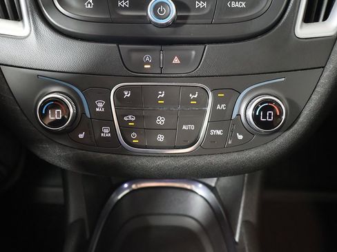 Used 2023 Chevrolet Malibu LT image 41