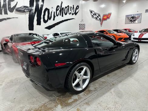 Used 2011 Chevrolet Corvette Coupe w/ 1LT RWD image 8