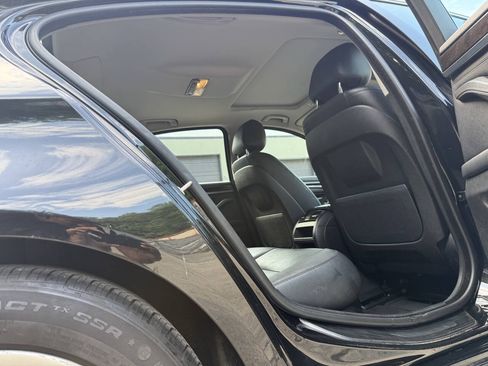 Used 2015 BMW 528i Sedan RWD image 24