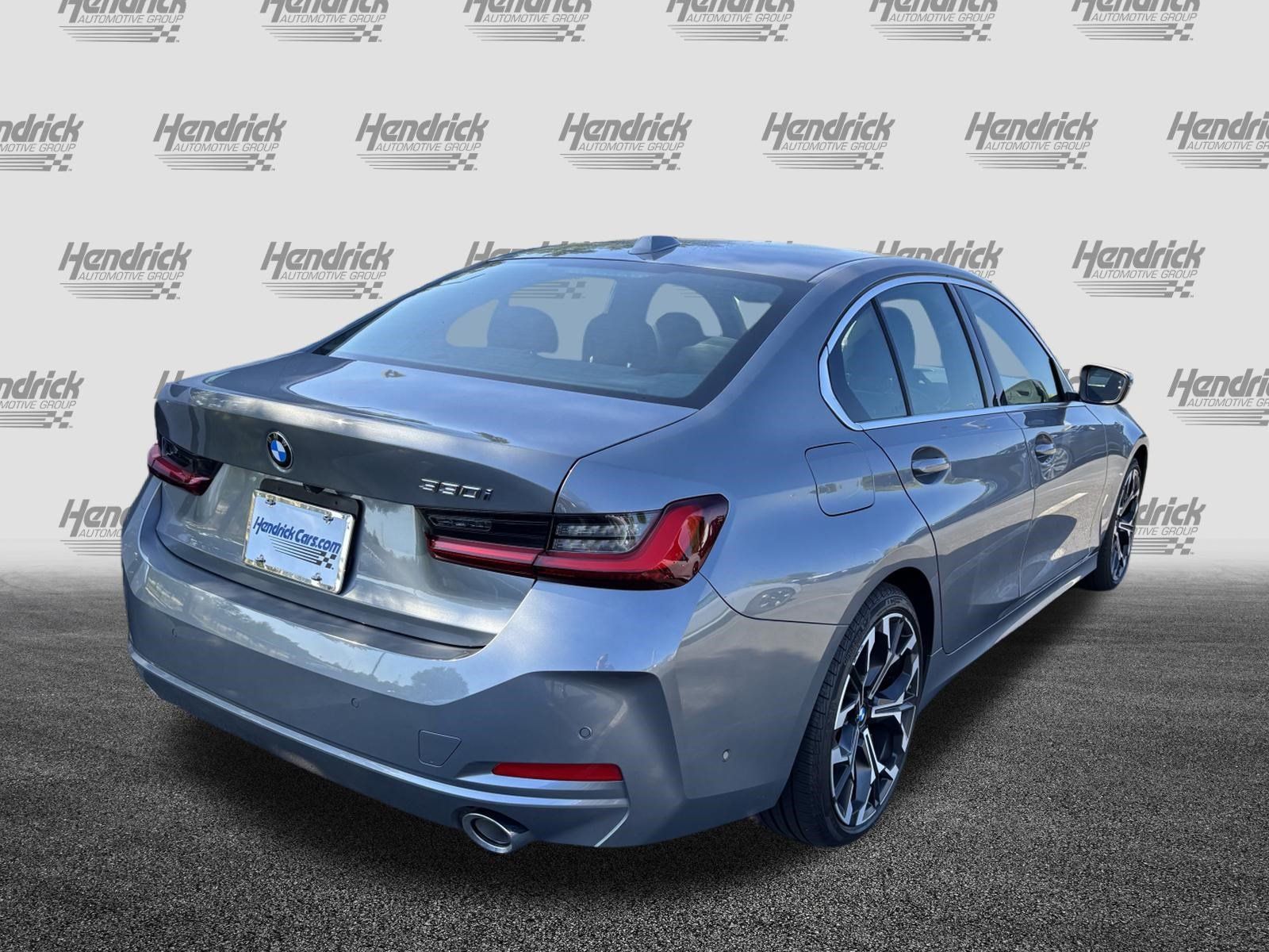 Certified 2025 BMW 330i Sedan RWD image 10