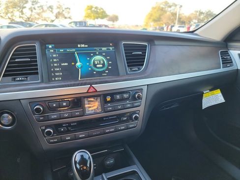 Used 2015 Hyundai Genesis 3.8 w/ Option Group 04 image 21