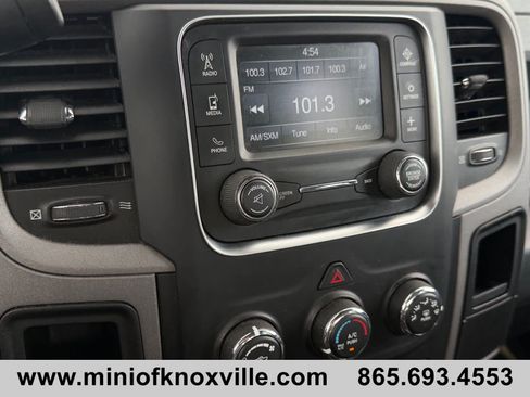 Used 2016 RAM 2500 Tradesman w/ Chrome Appearance Group AWD/4WD image 27