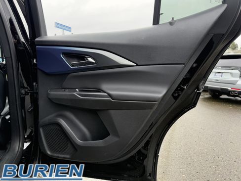 New 2026 Chevrolet Equinox EV LT image 24