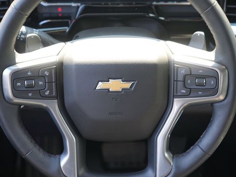 Used 2024 Chevrolet Silverado 1500 LTZ AWD/4WD image 25