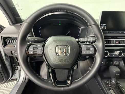 Used 2025 Honda Civic Sport image 16