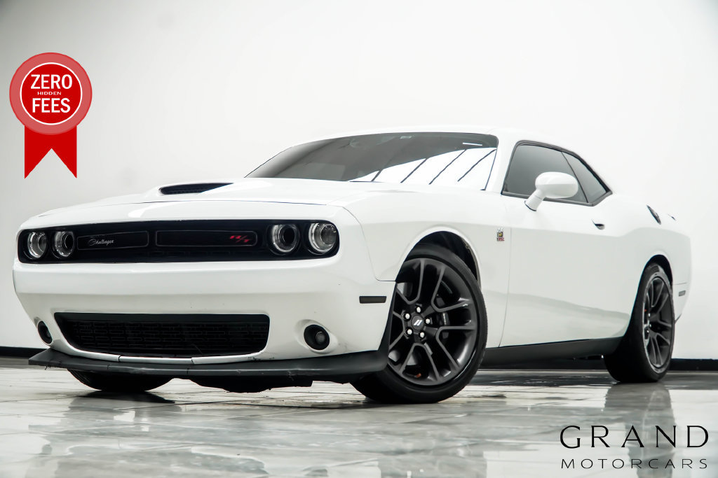 Used 2021 Dodge Challenger R/T Scat Pack RWD image 1