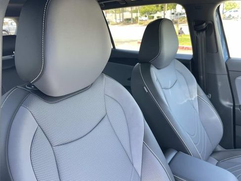 New 2026 Volkswagen Tiguan SE R-Line FWD image 28
