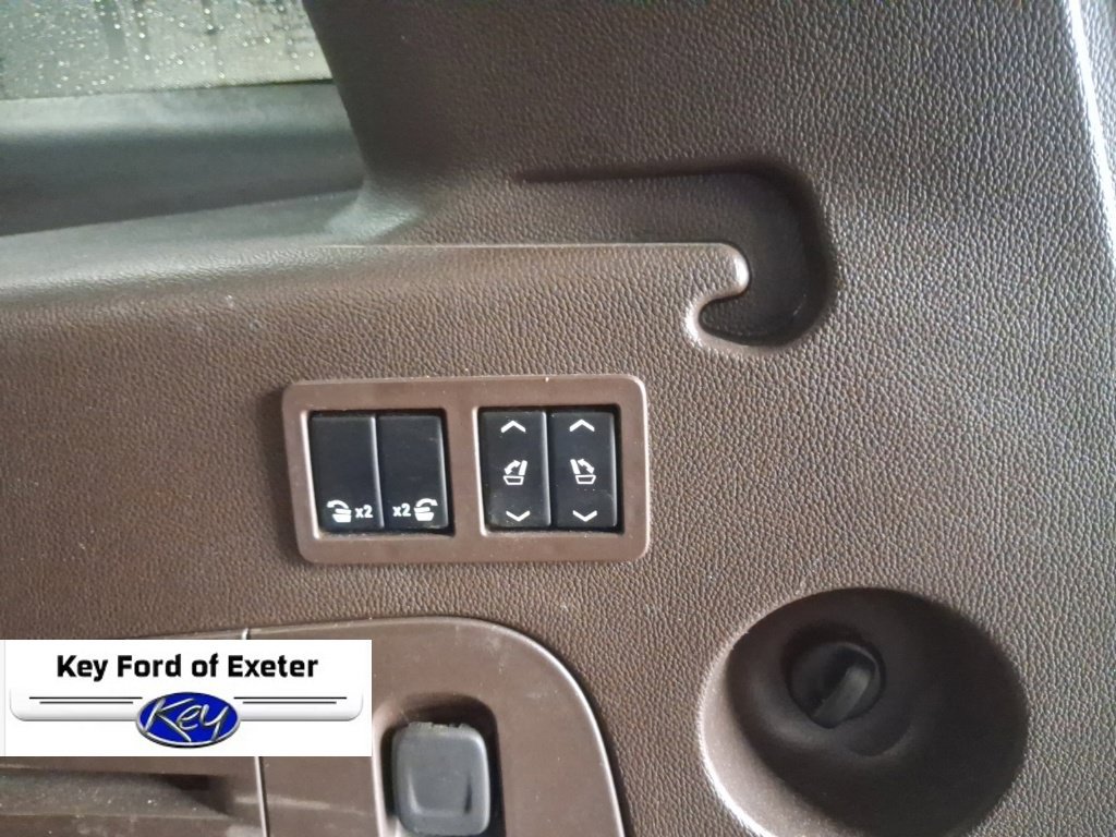 Used 2019 Chevrolet Suburban Premier AWD/4WD image 36