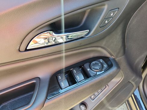 Used 2022 Chevrolet Equinox Premier image 22