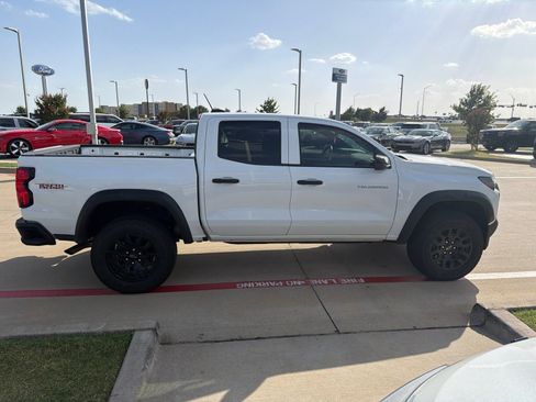 Used 2026 Chevrolet Colorado Trail Boss AWD/4WD image 23
