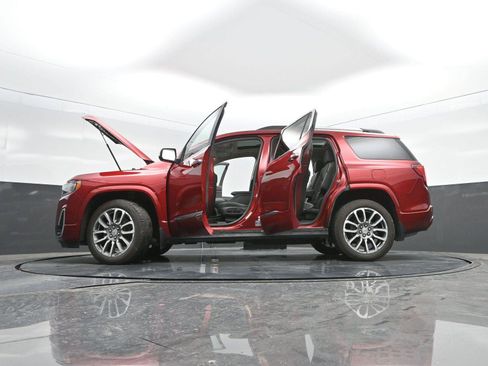 Used 2023 GMC Acadia Denali w/ Denali Technology Package image 57
