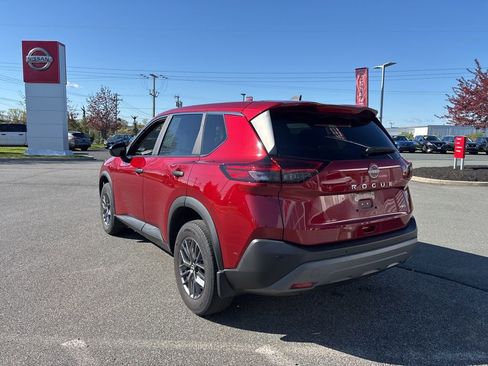 Used 2023 Nissan Rogue S AWD/4WD image 5