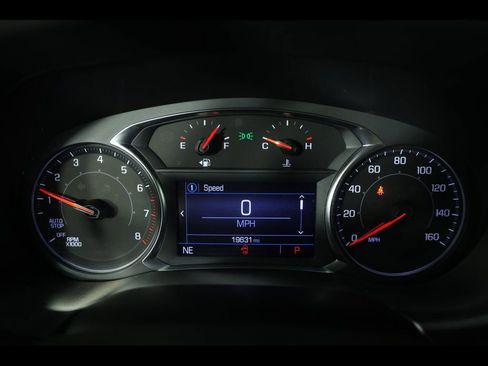 Used 2023 GMC Acadia SLE w/ Driver Convenience Package image 27