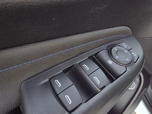 New 2026 Buick Envista Sport Touring w/ Convenience I Package FWD image 12