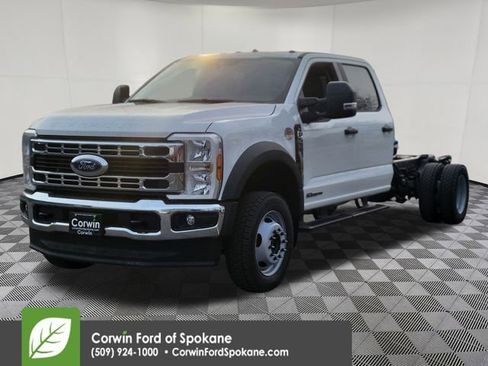New 2026 Ford F550 4x4 Crew Cab image 5