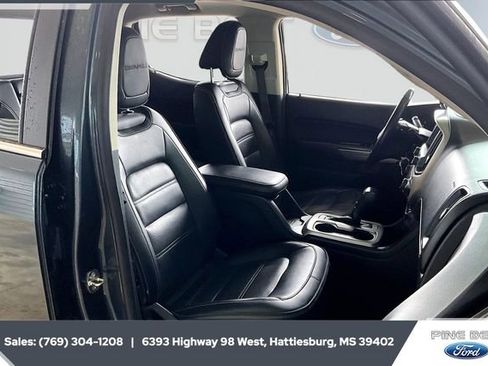 Used 2020 GMC Canyon Denali image 6