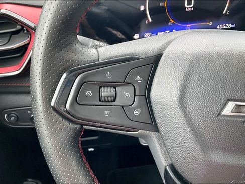Used 2025 Chevrolet TrailBlazer RS w/ Convenience Package AWD/4WD image 24