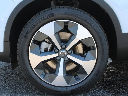 Used 2026 Volvo XC40 B5 Plus w/ Protection Package Premier AWD/4WD image 47
