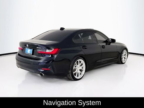 Used 2022 BMW 330i xDrive Sedan w/ Premium Package 2 AWD/4WD image 8