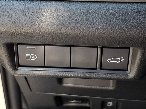 Used 2025 Toyota Grand Highlander AWD image 26