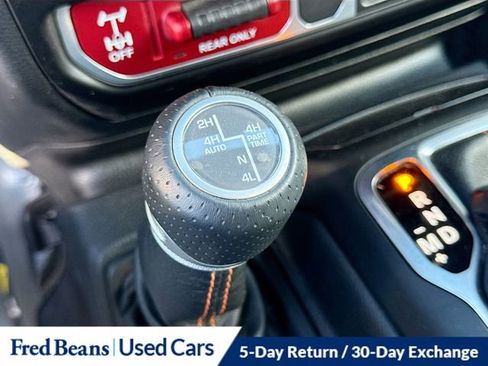 Used 2022 Jeep Gladiator Mojave w/ LED Lighting Group image 39