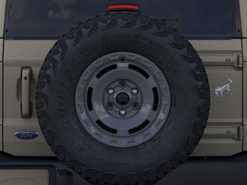 New 2025 Ford Bronco Outer Banks w/ Sasquatch Package image 24