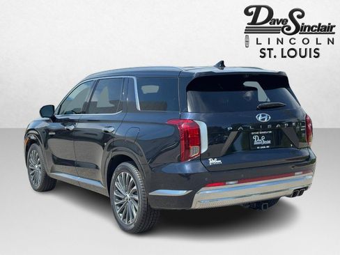 Used 2024 Hyundai Palisade Calligraphy AWD/4WD image 5