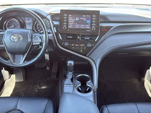 Used 2023 Toyota Camry SE image 17