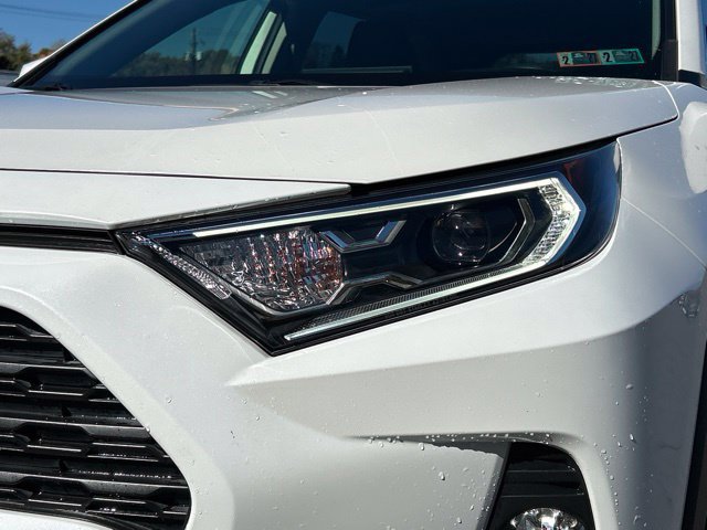 Used 2021 Toyota RAV4 XLE Premium AWD/4WD image 10