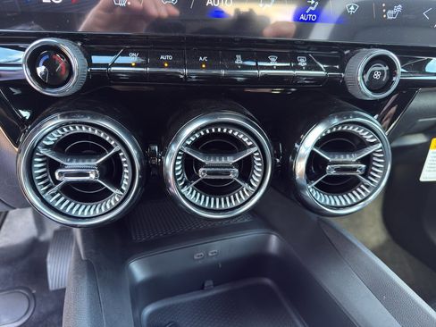 New 2026 Chevrolet Blazer EV LT image 15