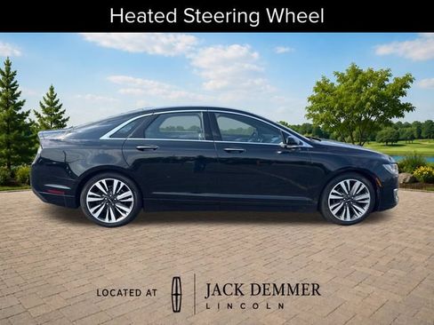 Used 2017 Lincoln MKZ Select w/ Climate Package FWD image 8
